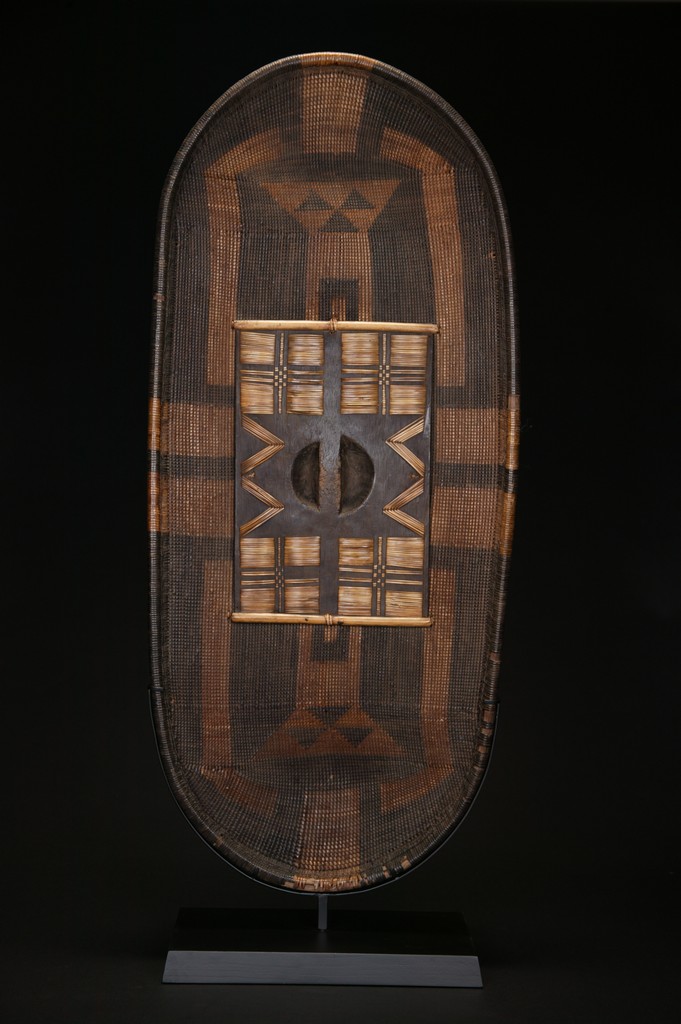 AF525: Azande War Shield